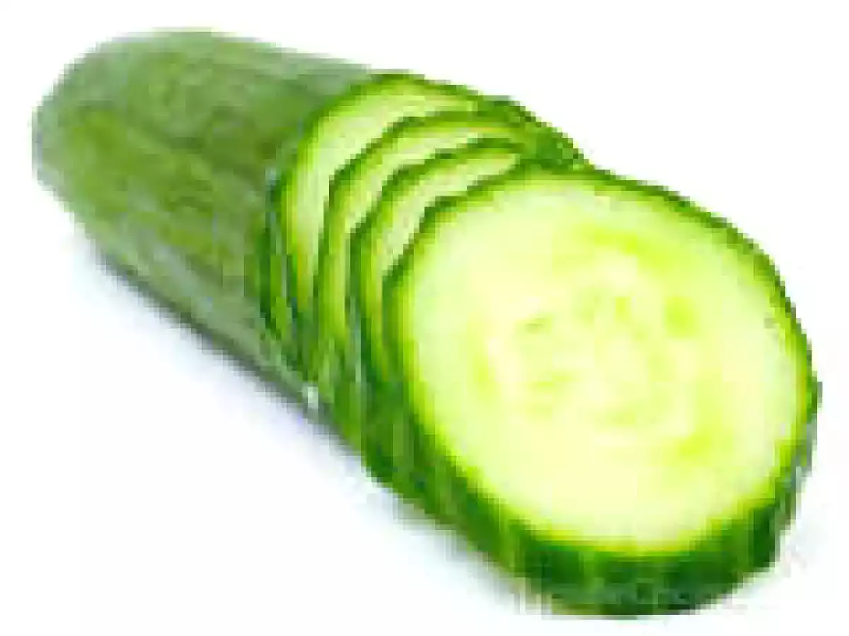 Jugo para mejorar la función intestinal de pepino y miel