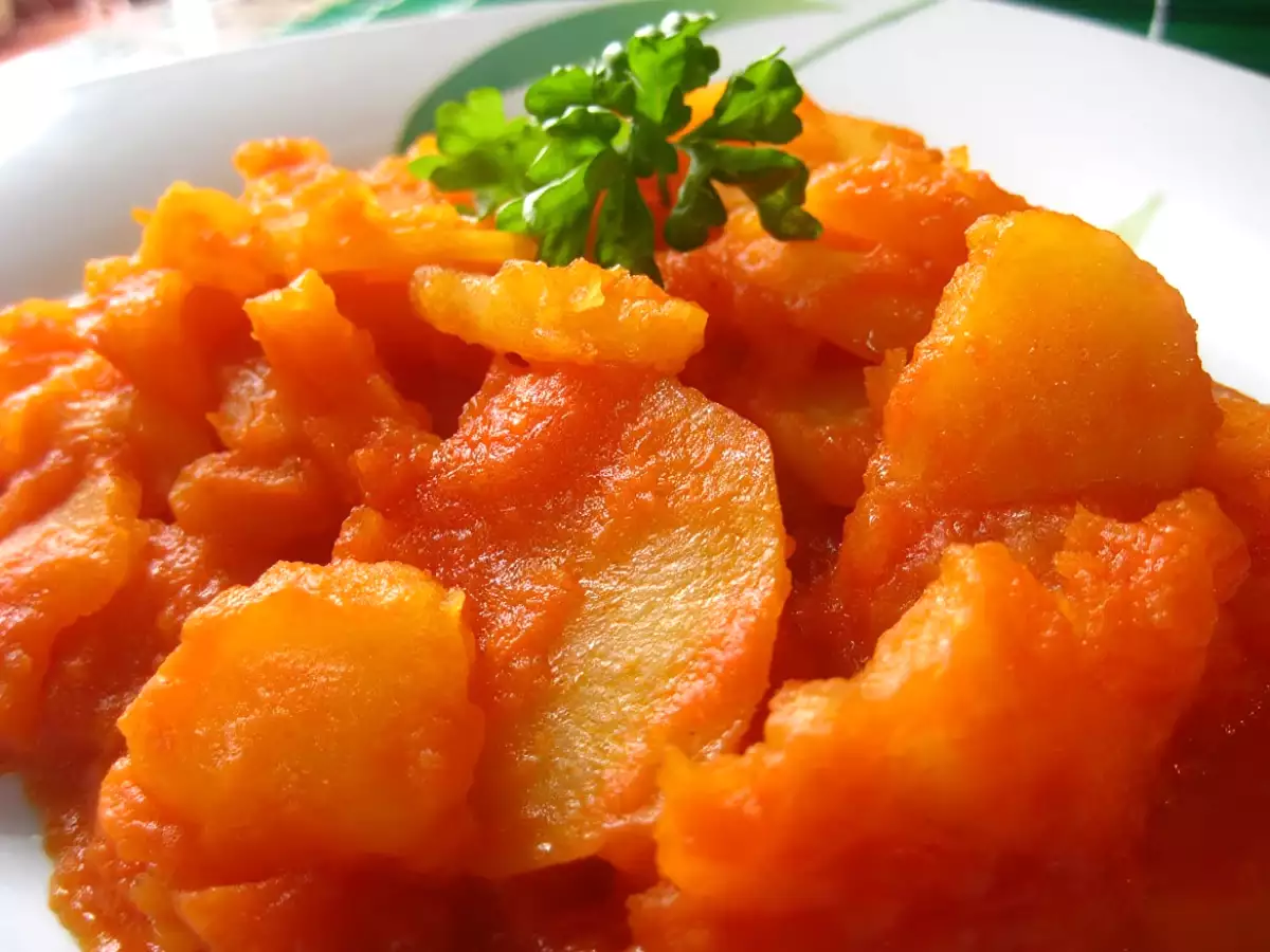 Receta Patatas con tomate