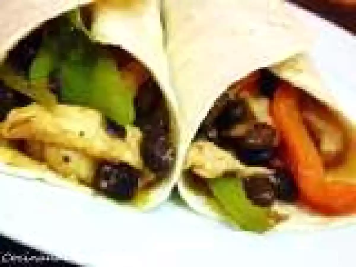 Fajitas de pollo con frijoles