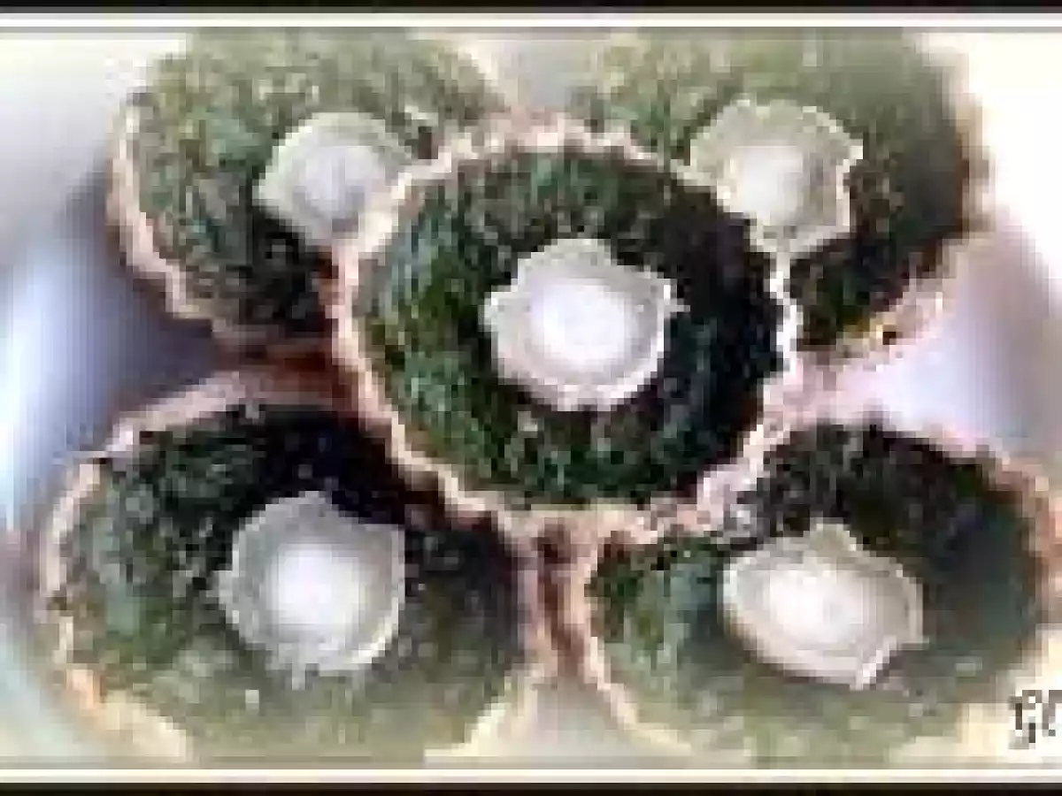 Tartaletas de espinacas con queso de cabra.