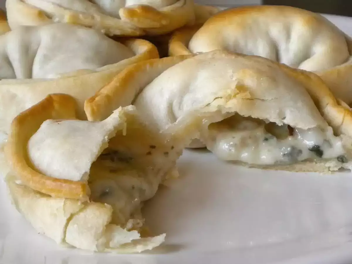 Receta Empanadas de roquefort y nueces