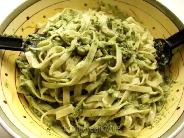 Receta Pasta con mezcla de nueces y hierbas......mas delicioso de lo que yo esperaba!!