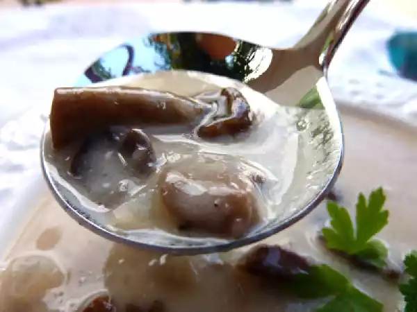 Receta Sopa de setas sueca y el misterio del huevo desaparecido.