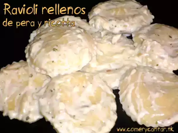 Receta Ravioli rellenos de pera y ricotta