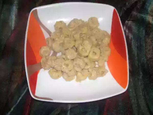 Receta Tortellinis con salsa de champiñones