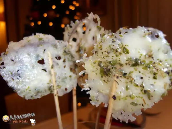 Receta Piruletas de queso con oregano y tartaletas de gambas