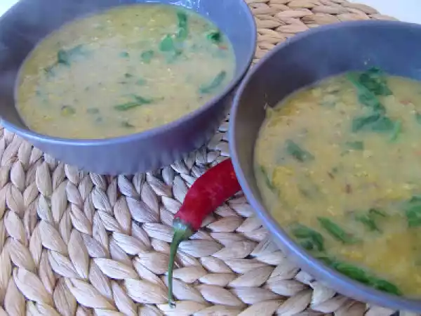 Receta Dal con espinacas