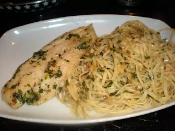 Receta Filete de merluza y tallarines