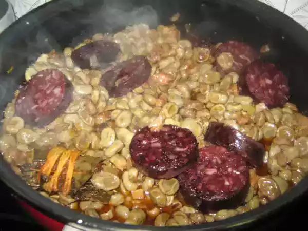 Receta Habas a la catalana