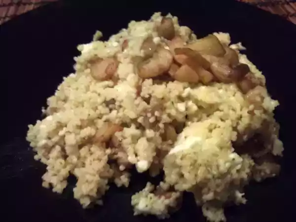 Receta Cuscus al pesto e melanzane - cuscús con pesto y berenjenas