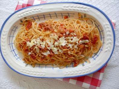Receta Spaghettini al pesto rosso panna
