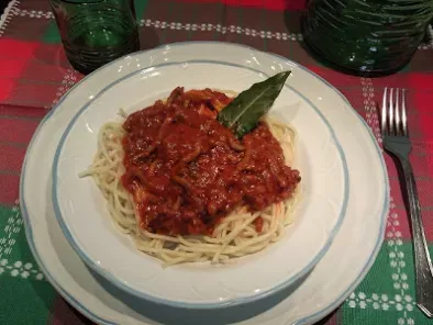 Receta Espaguetis con carne de vacuno y cerdo al vino de malaga