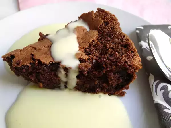 Receta Tarta de chocolate con crema inglesa