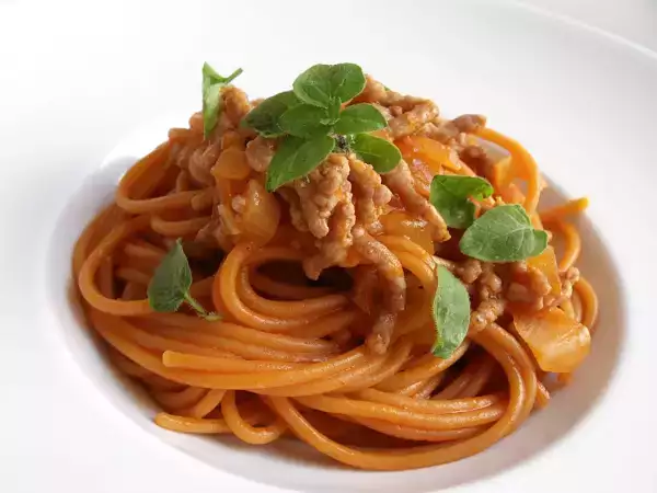 Receta Spaguetti de ajo y guindilla dalla costa