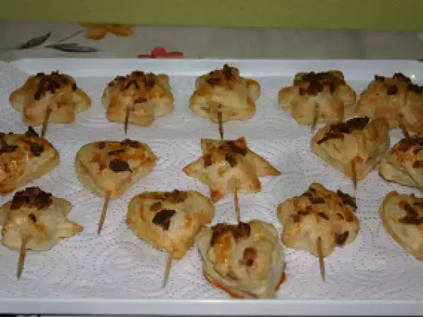 Receta Piruletas de hojaldre rellenas .