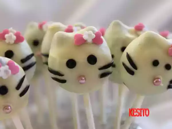 Receta Cakes pops de hello kitty