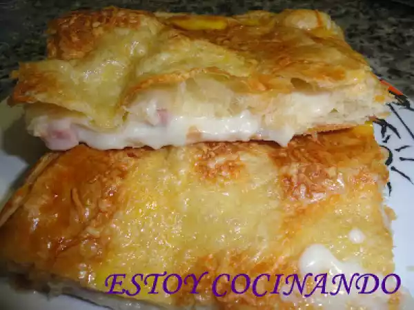 Receta Bechamela, hojaldres rellenos de jamón cocido y queso