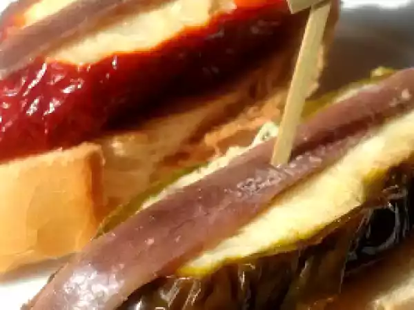 Receta Pincho de pimiento relleno de tortilla y anchoa
