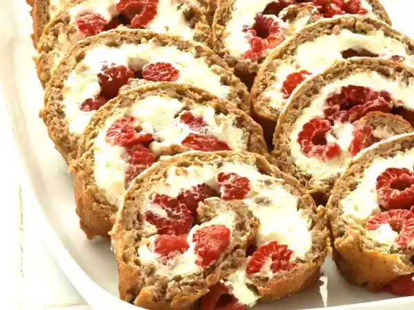 Receta Brazo de gitano con philadelphia y frambuesas