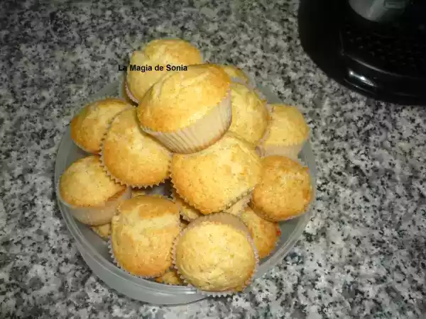 Receta Magdalenas esponjosas (con leche y aceite)