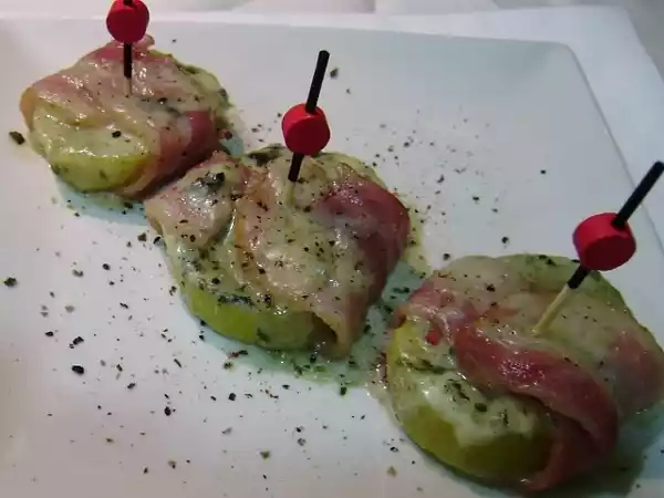 Receta Bocaditos de patata, roquefort y bacón