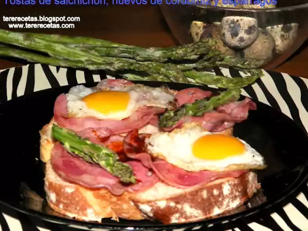 Receta Tostas de salchichón, huevos de codorniz y espárragos.