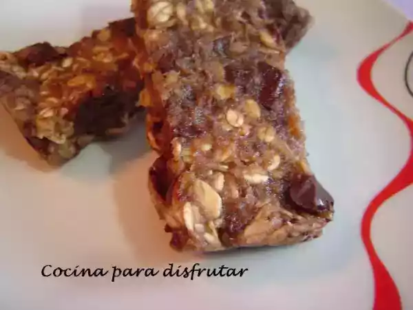 Receta Barritas energéticas de muesli, chocolate, coco y plátano