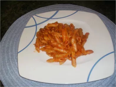 Receta Macarrones cocidos en tomate con chorizo