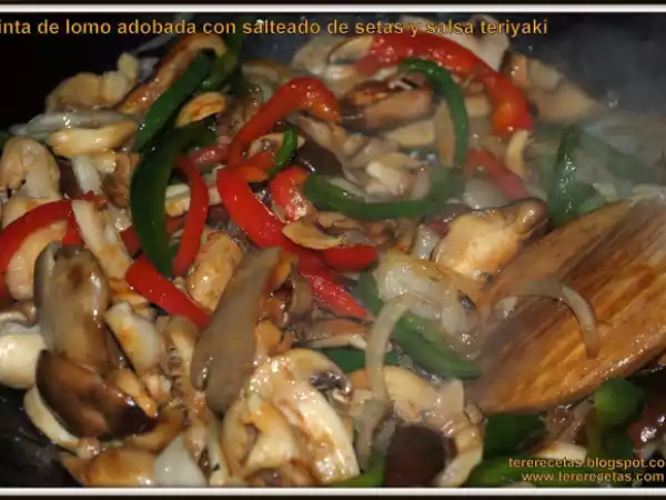 Receta Cinta de lomo adobada con salteado de setas y salsa teriyaki.