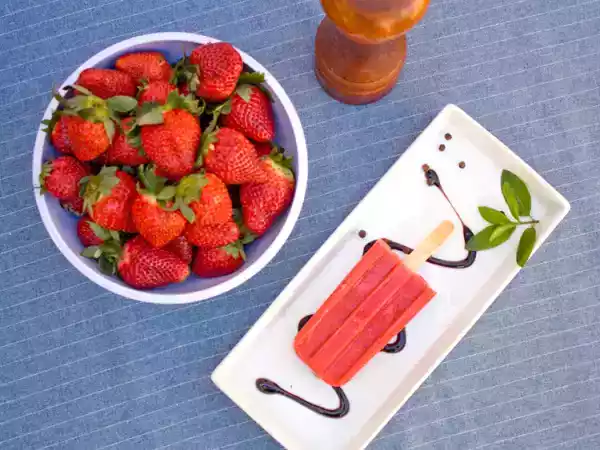 Receta Paletas de frutilla con pimienta