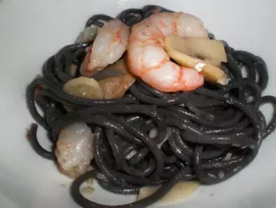 Receta Espaguetis negros con gambas