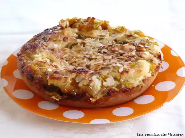 Receta Pastel de ciruelas claudias y almendras.