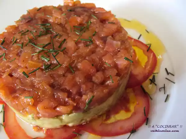 Receta Tartar de salmón ahumado y aguacate