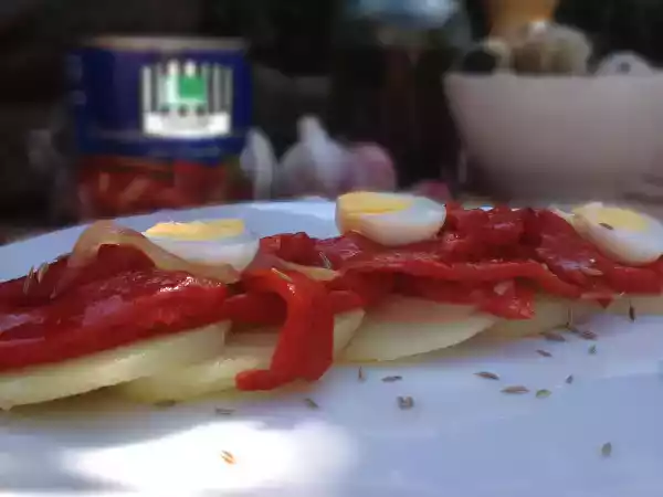 Receta Ensalada de pimientos asados del piquillo y patata