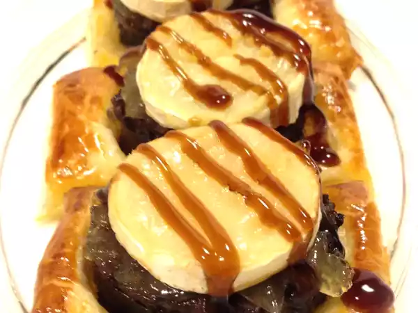 Receta Tapa de queso de cabra y morcilla de burgos