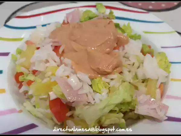 Receta Ensalada de arroz, piña y salsa rosa