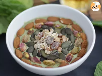 Receta Smoothie bowl de kiwi, menta y espinacas