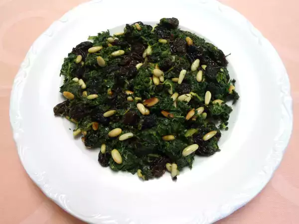 Receta Revuelto de espinacas y piñones