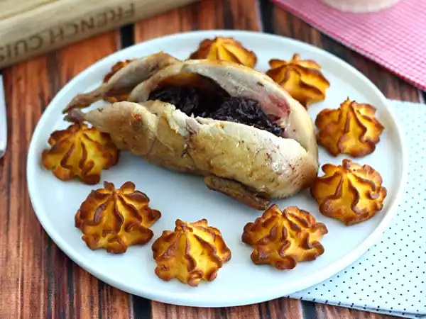 Receta Codorniz con ciruelas pasas