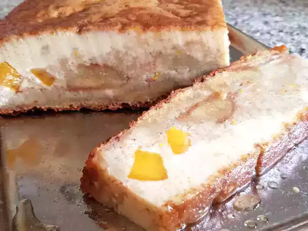 Receta Pudin de bizcocho y melocotón