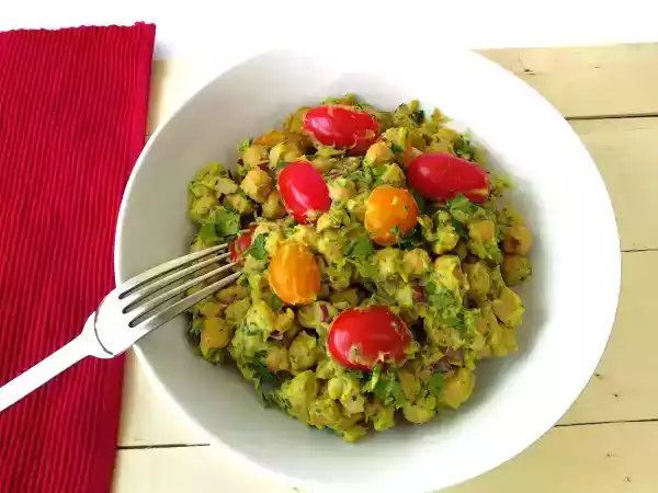 Receta Ensalada de garbanzos y guacamole