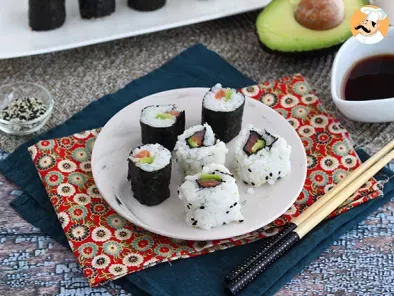 Receta Makis de salmón ahumado y aguacate. sushi