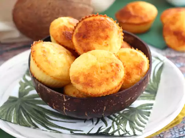 Receta Muffins de coco brasileños - queijadinhas
