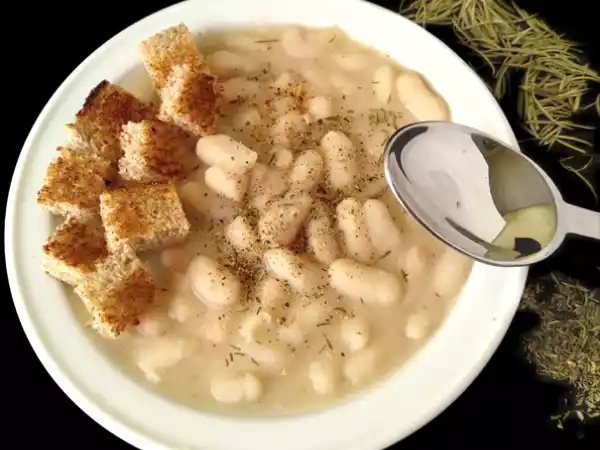 Receta Judías blancas con romero y ajo {pura simplicidad}
