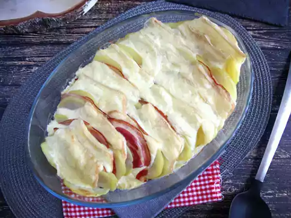 Receta Gratinado de patatas con queso y panceta