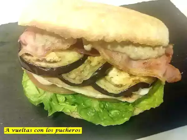 Receta Bocadillo gourmet de pollo y salsa de setas