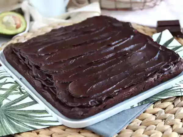 Receta Brownie de aguacate y chocolate sin mantequilla - sin lactosa