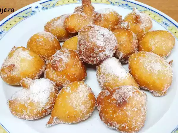 Receta Buñuelos de yogur, con solo 4 ingredientes