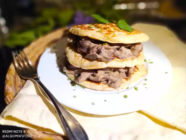 Receta Tortitas de sésamo rellenas de cierva adobada cremosa