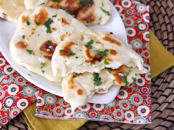 Receta Pan naan relleno de queso en sartén, receta express